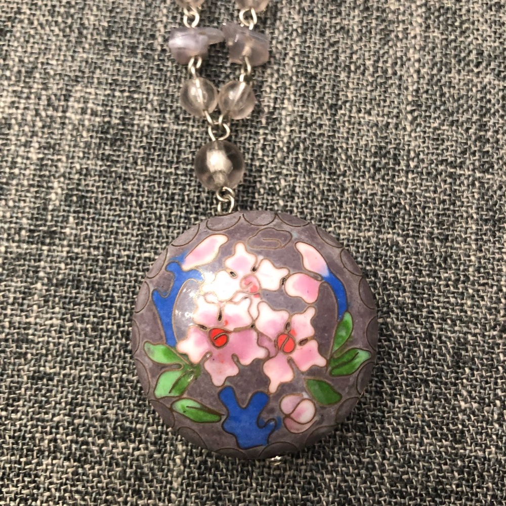 Necklace - Picture 2 of 3